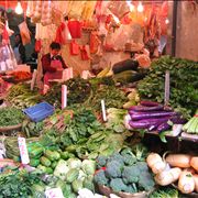 Picture Of Chinese Market Vegetable Stall